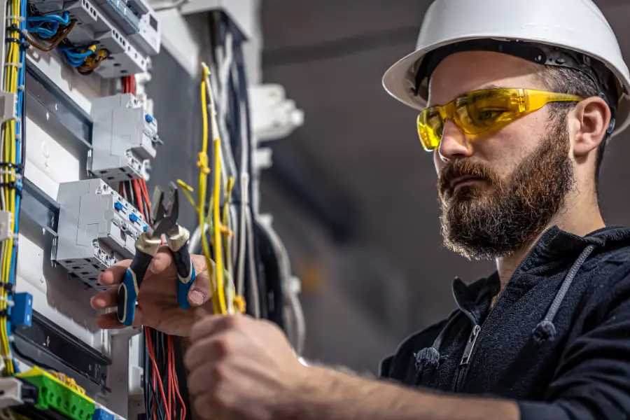 Affordable Electrical Maintenance in Santa Clarita, CA