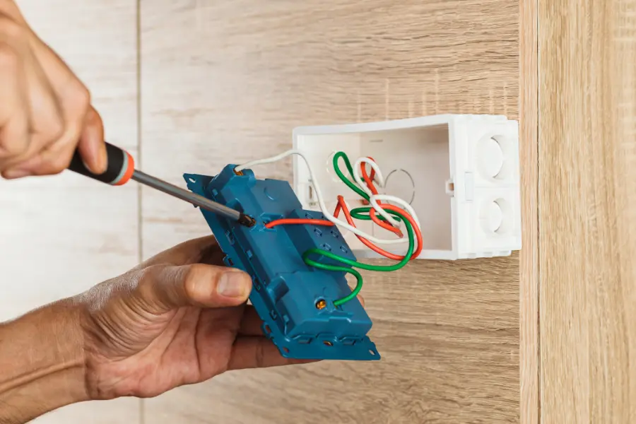 Excellent Electrical Troubleshooting in Santa Clarita, CA