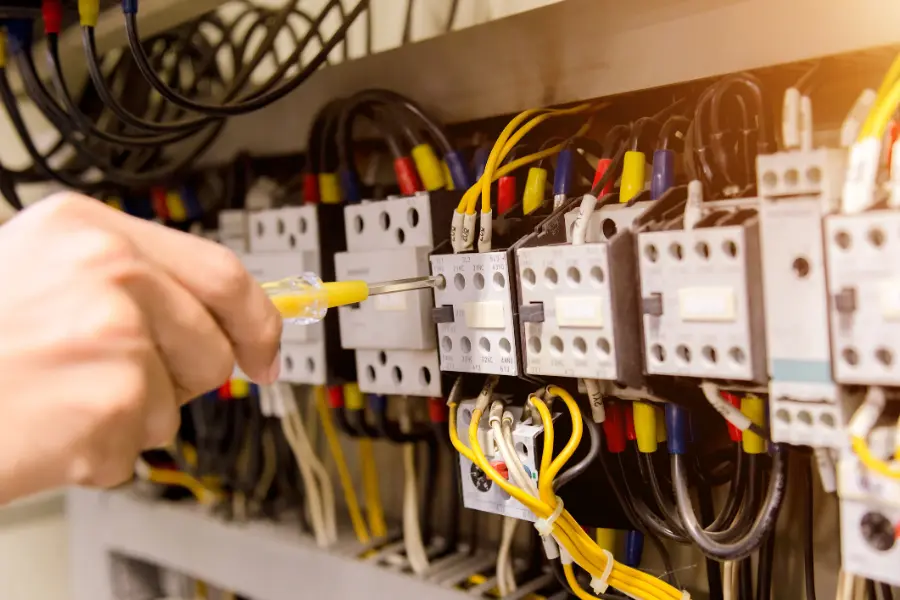 Steps Electricians Take to Restore Power Reliability in Santa Clarita, CA